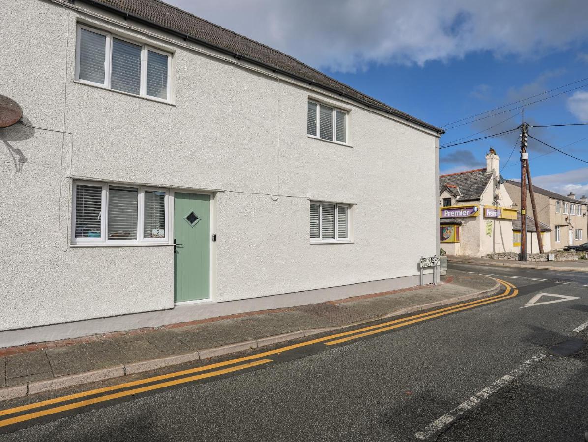 Y Goedwig Apartment Llanfairpwllgwyngyll Exterior photo